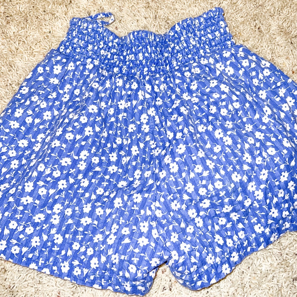 Jessica Simpson shorts